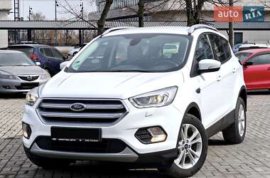 Позашляховик / Кросовер Ford Kuga 2019 в Дніпрі