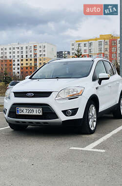 Внедорожник / Кроссовер Ford Kuga 2012 в Ровно