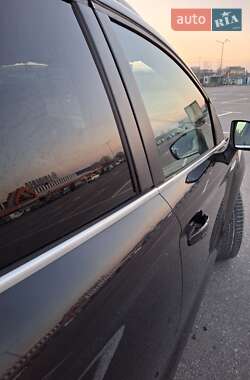 Внедорожник / Кроссовер Ford Kuga 2010 в 