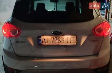 Внедорожник / Кроссовер Ford Kuga 2010 в 