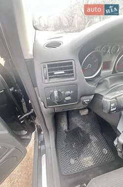 Внедорожник / Кроссовер Ford Kuga 2012 в 