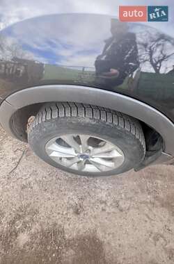 Внедорожник / Кроссовер Ford Kuga 2012 в 