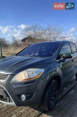 Позашляховик / Кросовер Ford Kuga 2009 в 