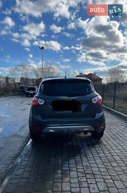 Позашляховик / Кросовер Ford Kuga 2009 в 