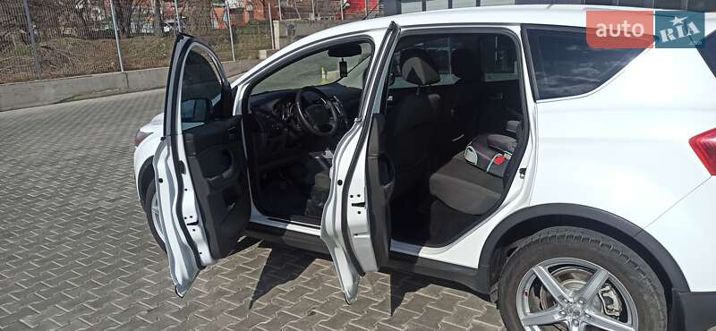 Внедорожник / Кроссовер Ford Kuga 2010 в Могилев-Подольске