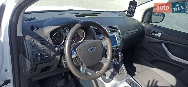 Внедорожник / Кроссовер Ford Kuga 2010 в Могилев-Подольске