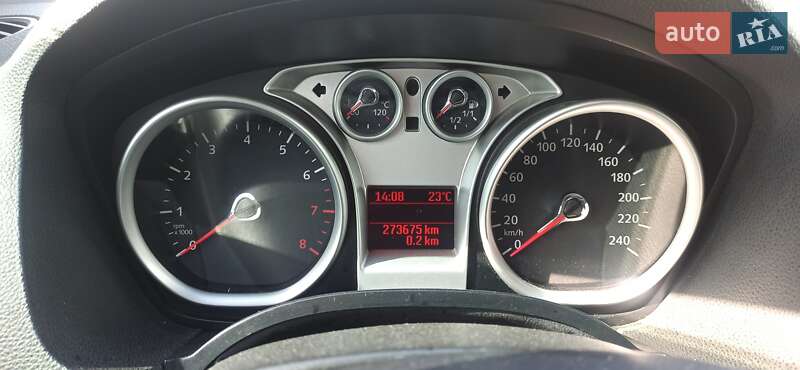 Внедорожник / Кроссовер Ford Kuga 2010 в Могилев-Подольске