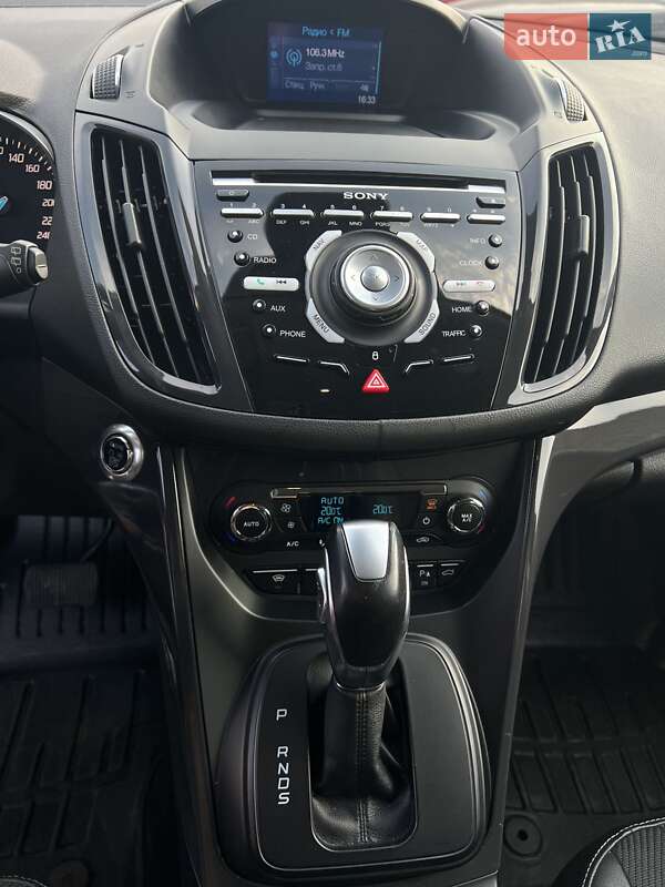 Внедорожник / Кроссовер Ford Kuga 2014 в Чернигове