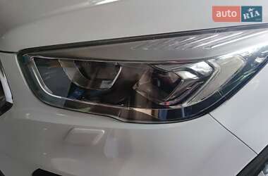 Внедорожник / Кроссовер Ford Kuga 2017 в 