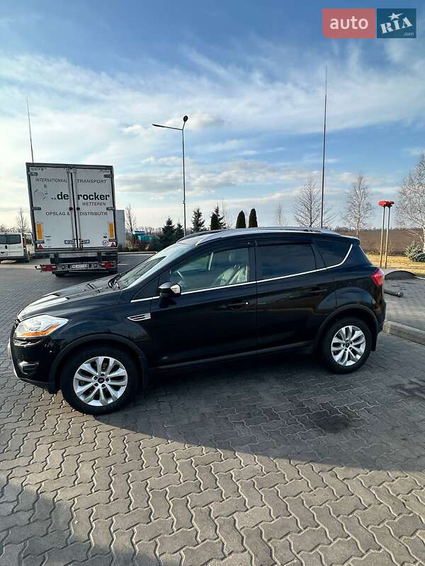 Внедорожник / Кроссовер Ford Kuga 2012 в Черкассах