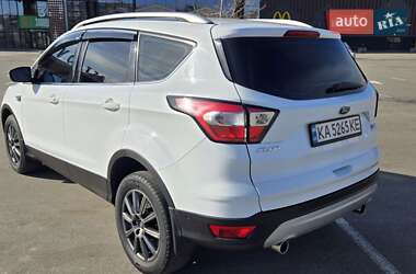 Внедорожник / Кроссовер Ford Kuga 2018 в 
