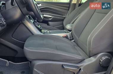 Внедорожник / Кроссовер Ford Kuga 2018 в 