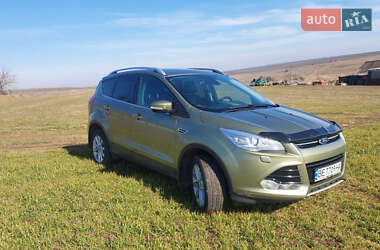 Внедорожник / Кроссовер Ford Kuga 2015 в 