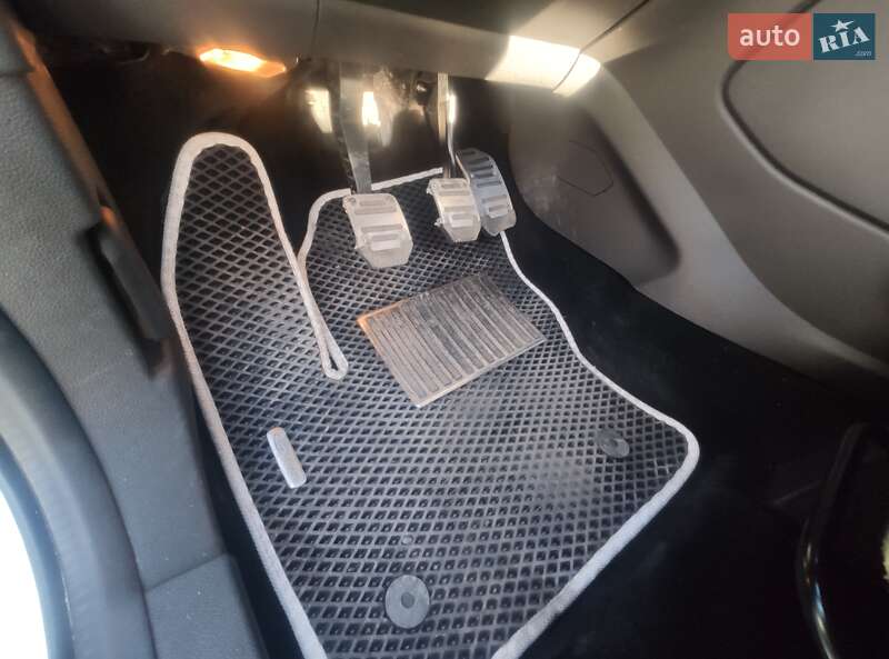 Позашляховик / Кросовер Ford Kuga 2018 в Здолбуніві