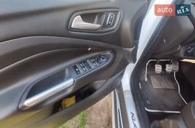 Внедорожник / Кроссовер Ford Kuga 2018 в 