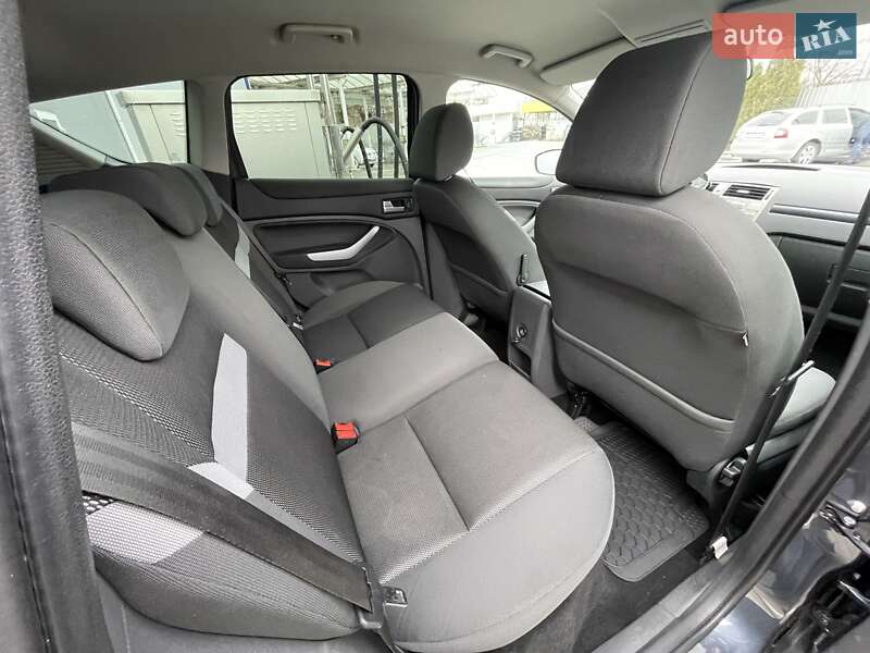 Внедорожник / Кроссовер Ford Kuga 2010 в Луцке