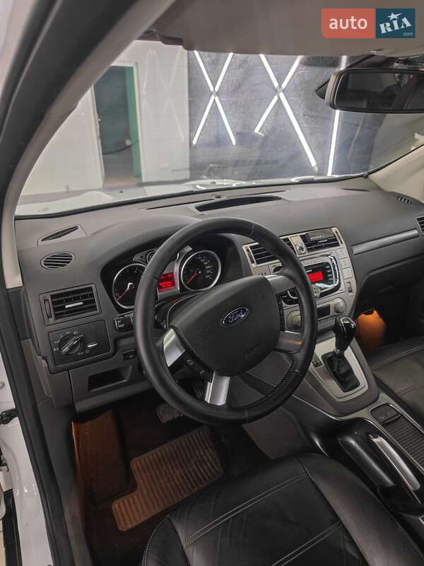 Позашляховик / Кросовер Ford Kuga 2011 в Дніпрі