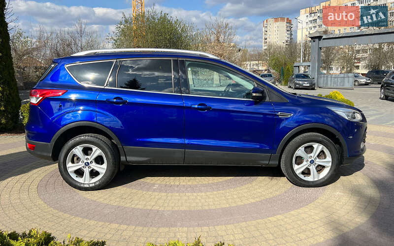 Позашляховик / Кросовер Ford Kuga 2016 в Львові
