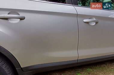 Позашляховик / Кросовер Ford Kuga 2010 в 