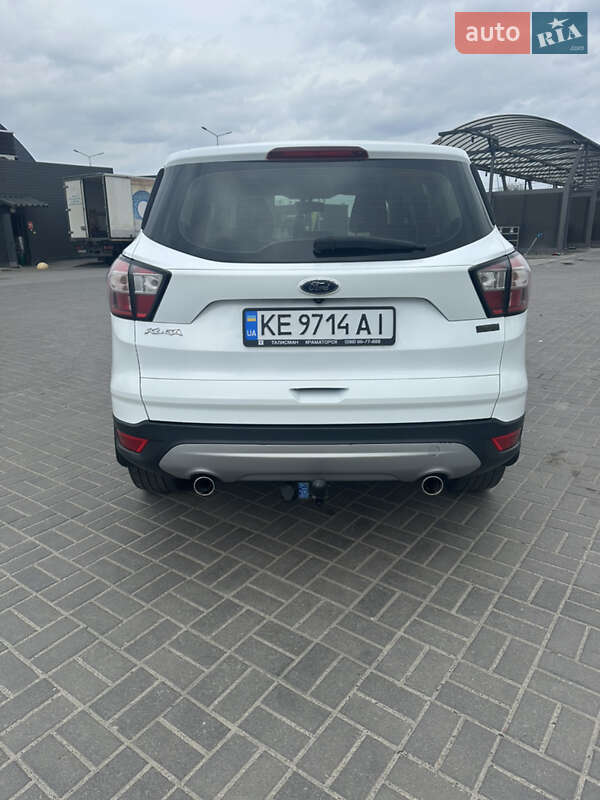 Внедорожник / Кроссовер Ford Kuga 2018 в Днепре