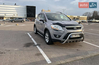 Внедорожник / Кроссовер Ford Kuga 2012 в 