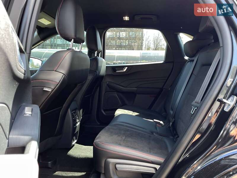 Внедорожник / Кроссовер Ford Kuga 2022 в Киеве