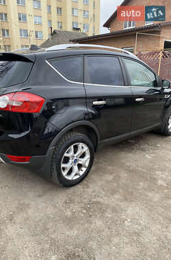 Внедорожник / Кроссовер Ford Kuga 2011 в 