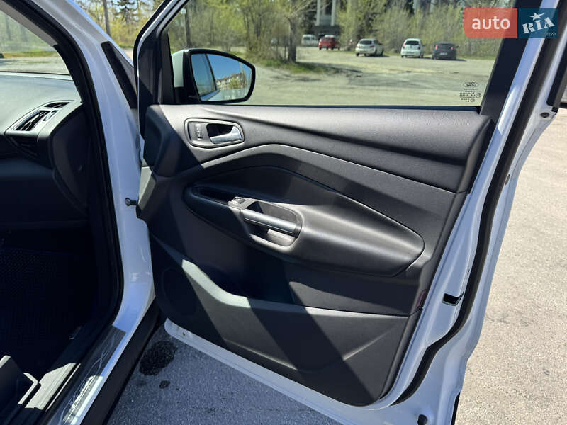 Внедорожник / Кроссовер Ford Kuga 2019 в Запорожье фото 19 Внедорожник / Кроссовер Ford Kuga 2019 в Запорожье