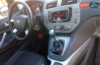 Внедорожник / Кроссовер Ford Kuga 2011 в 