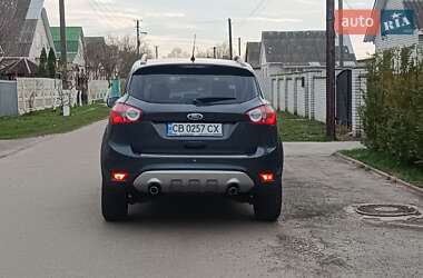 Внедорожник / Кроссовер Ford Kuga 2011 в 