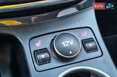 Внедорожник / Кроссовер Ford Kuga 2014 в 