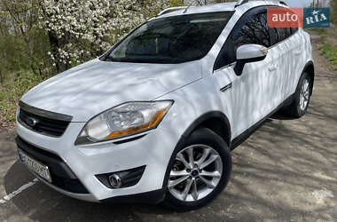 Внедорожник / Кроссовер Ford Kuga 2010 в 