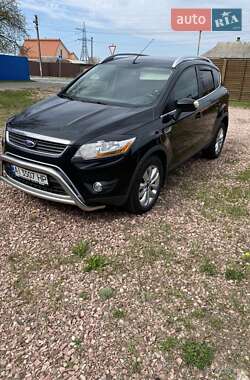 Внедорожник / Кроссовер Ford Kuga 2008 в 