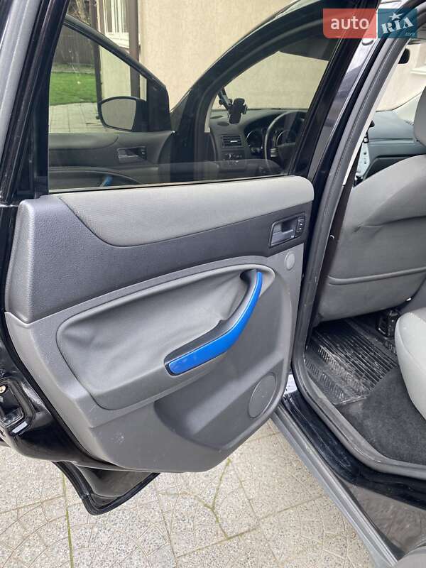 Внедорожник / Кроссовер Ford Kuga 2008 в Вышгороде