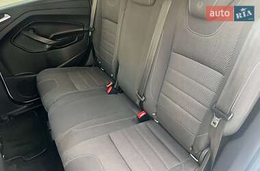 Внедорожник / Кроссовер Ford Kuga 2013 в 
