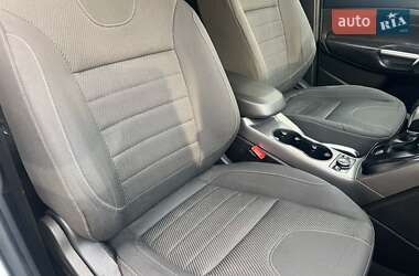 Внедорожник / Кроссовер Ford Kuga 2013 в 