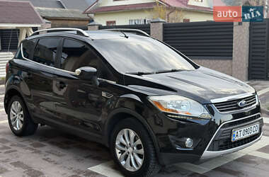 Внедорожник / Кроссовер Ford Kuga 2009 в 