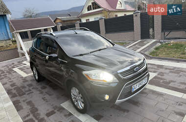 Внедорожник / Кроссовер Ford Kuga 2009 в 