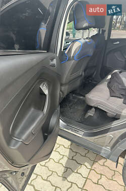 Внедорожник / Кроссовер Ford Kuga 2014 в 