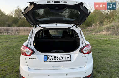 Внедорожник / Кроссовер Ford Kuga 2012 в 