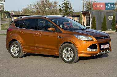 Внедорожник / Кроссовер Ford Kuga 2014 в 