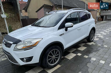 Позашляховик / Кросовер Ford Kuga 2010 в 