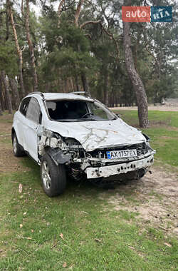 Позашляховик / Кросовер Ford Kuga 2012 в 