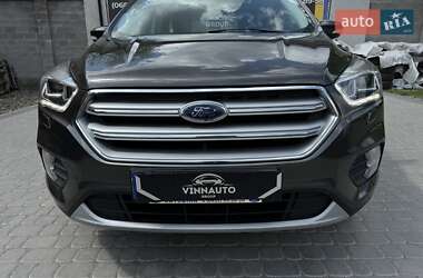 Внедорожник / Кроссовер Ford Kuga 2019 в 