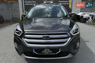 Внедорожник / Кроссовер Ford Kuga 2019 в 