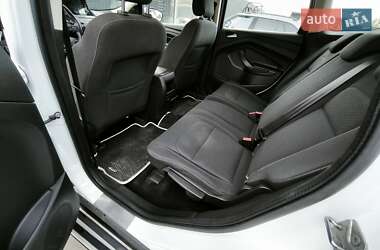 Внедорожник / Кроссовер Ford Kuga 2018 в 