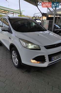 Внедорожник / Кроссовер Ford Kuga 2013 в Владимире