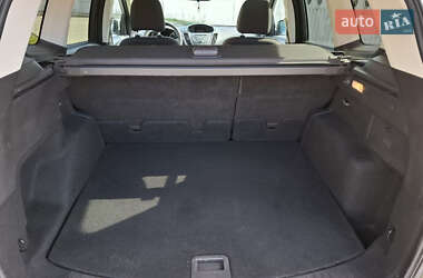 Внедорожник / Кроссовер Ford Kuga 2013 в 