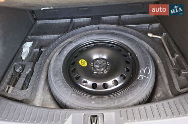 Внедорожник / Кроссовер Ford Kuga 2013 в 