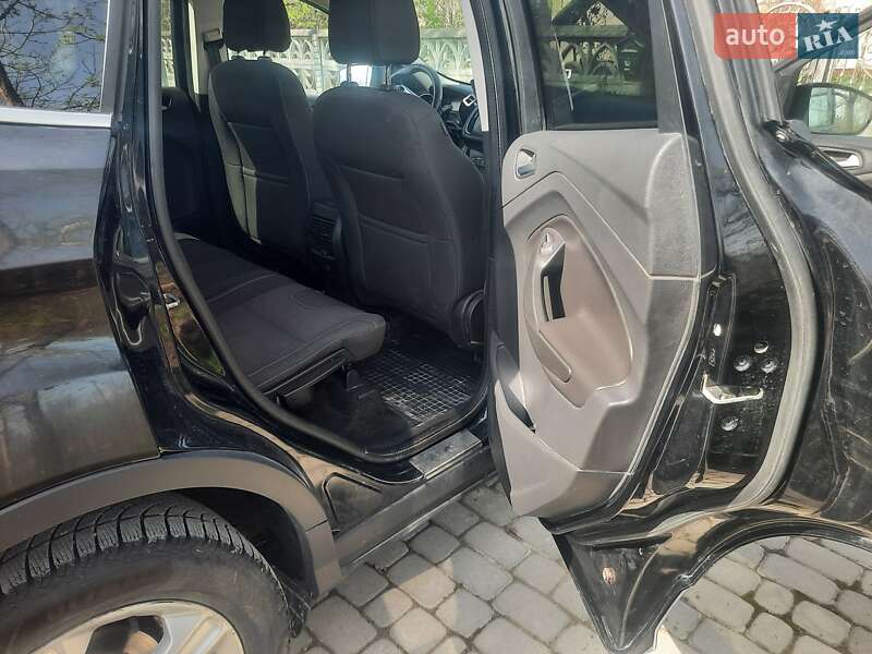 Внедорожник / Кроссовер Ford Kuga 2013 в Чорткове